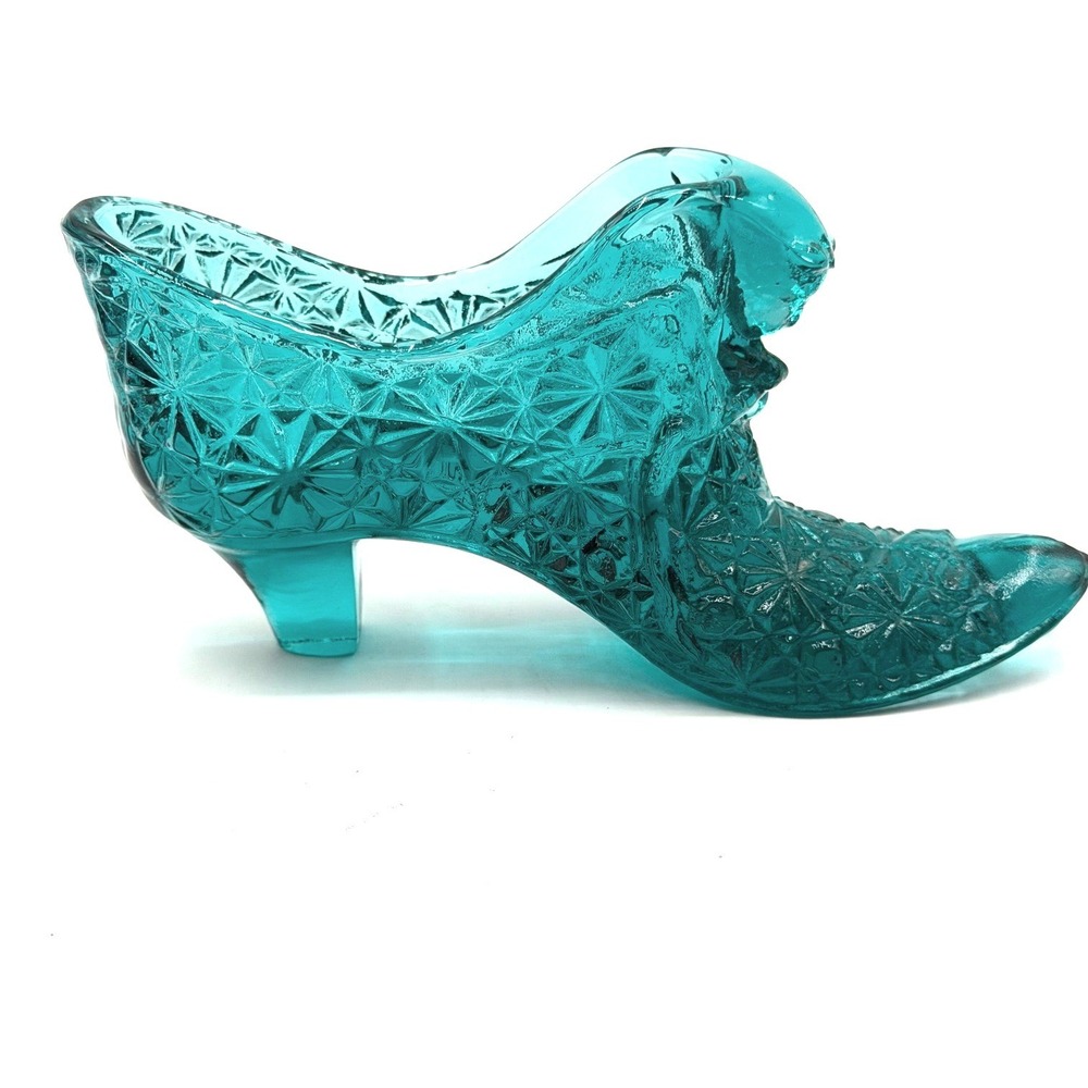 Fenton Teal Blue Glass Slipper Cat Head Daisy and Button Shoe Figurine 6 Inch